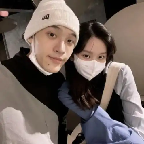 夕阳下情侣头像真人一人一半美丽的夕阳我曾为你而来