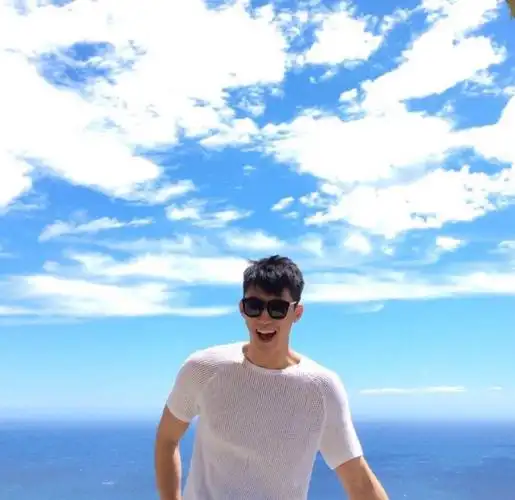 鲸鱼95黄景瑜_黄景瑜_影视_明星娱乐资讯