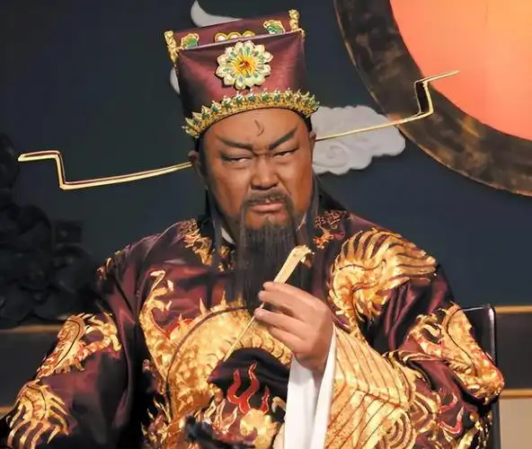 72岁金超群现身访谈节目曾患脑瘤传出死讯包青天形象深入人心