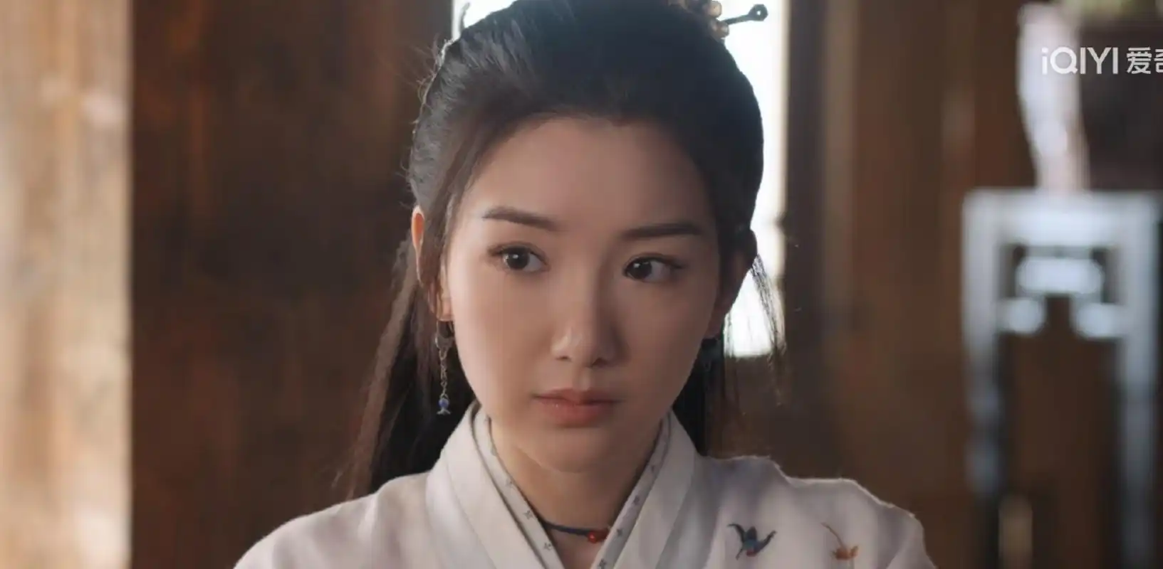 毛晓彤在新剧里,又不好看了