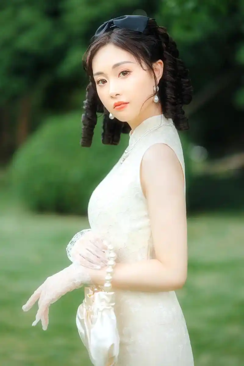 白秀珠旗袍写真