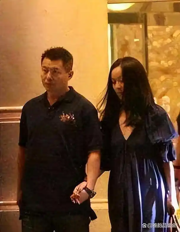 孟桐:爱上未婚生子的那英,爱老婆的全部,对继子如同亲儿子