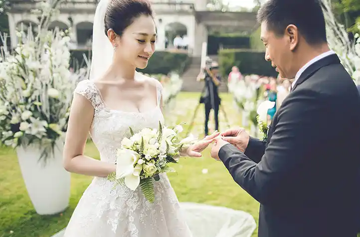 未嫁我就娶你"的明星:两对已经离世,两对还在等待_荷西_舒淇_高金素梅