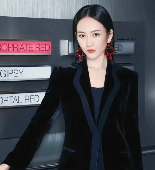 王鸥恋情疑似曝光,唯有他公开回应?原来是这样_王凯_作品_朋友