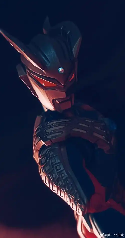 好紧,拼完命都没了,但是兔帅,无事了06#赛罗奥特曼#是日烂胶超话