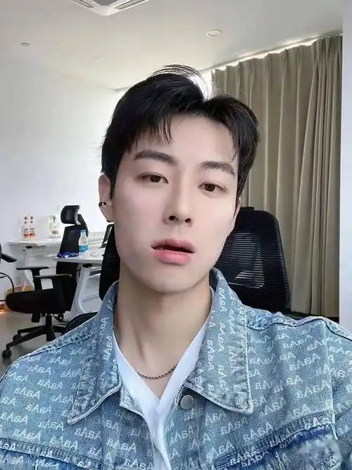 男生留四六分发型不帅都难