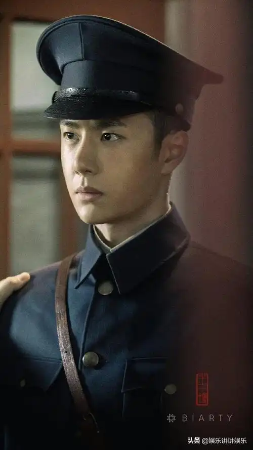 王一博夏季大片惊现当兵后遗症,粉丝:雷震宇三兄弟到底谁先来?