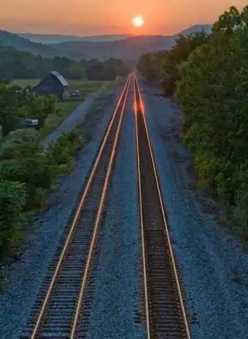 生活中的平行线有哪些图片生活中的平行线有哪些10条