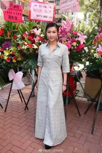 突发tvb小花宣布与大13岁男友分手