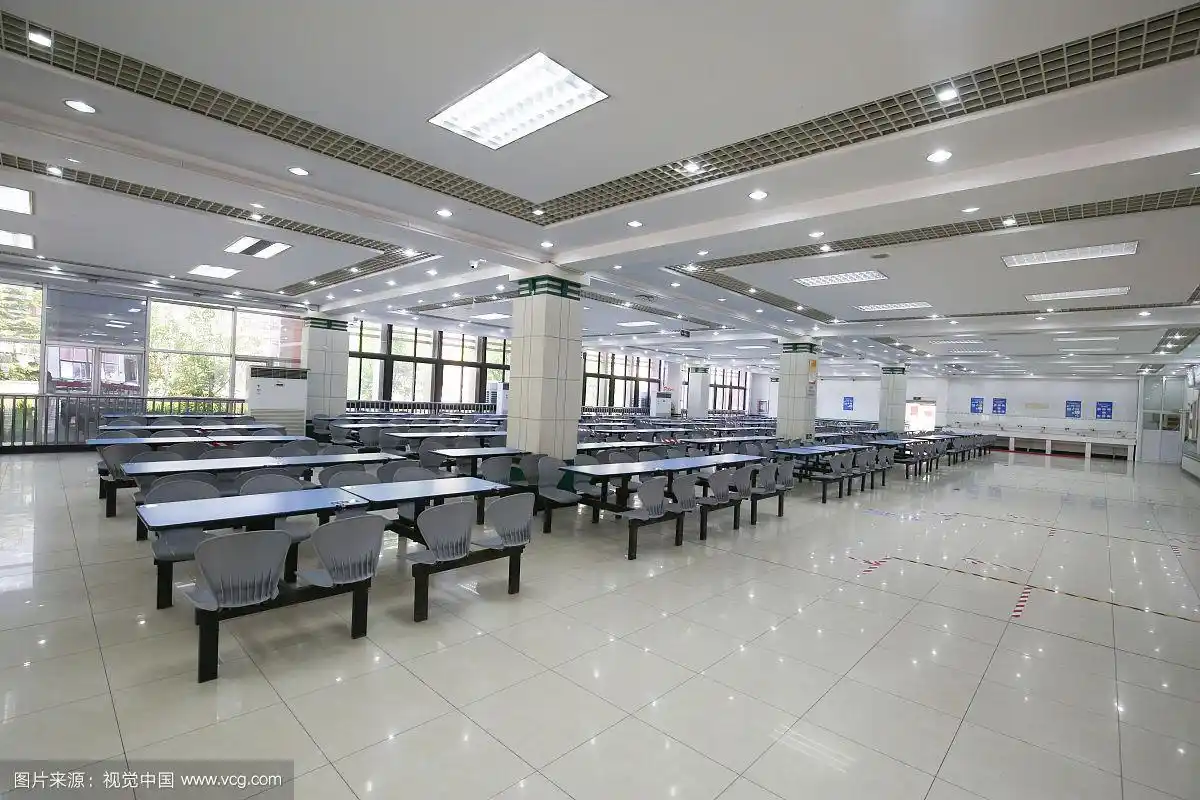 学校食堂