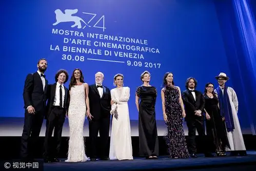 第74届威尼斯电影节开幕内场