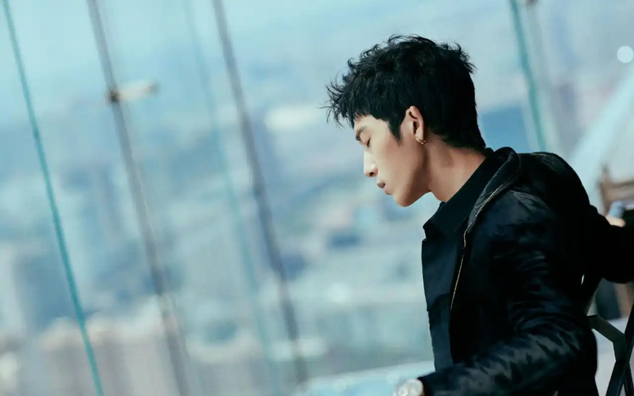 井柏然帅气写真图片桌面壁纸