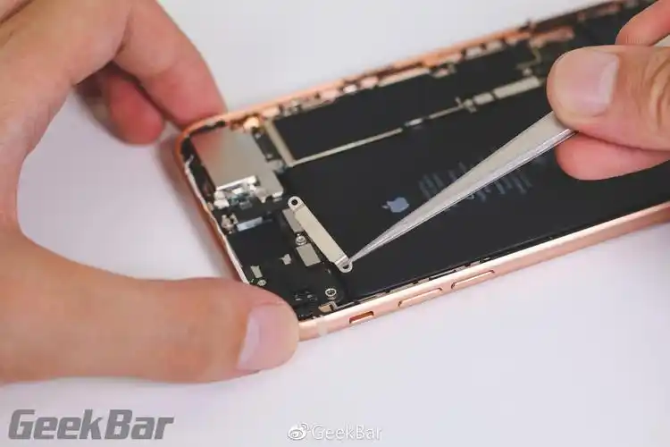 iphone 8 plus国内首拆!苹果这套路太厉害