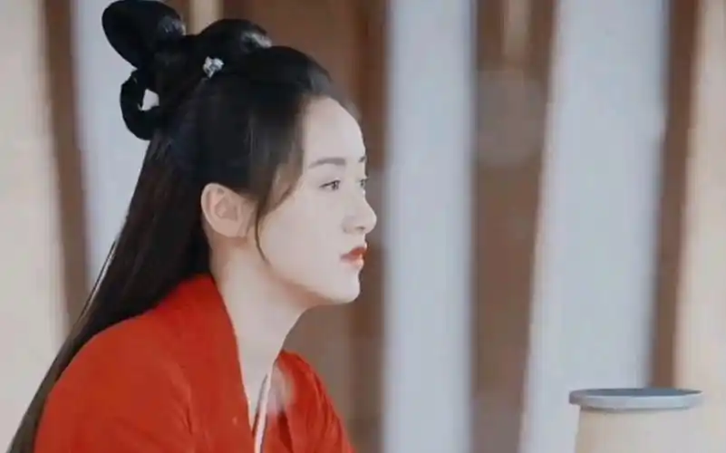 袁冰妍:听雪楼的阿靖雪景很有氛围感