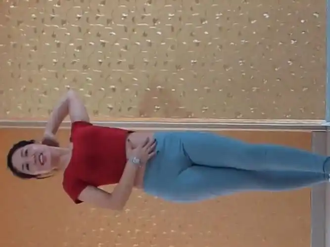 新泰金金 广场舞