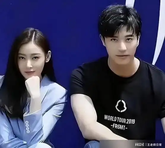 太性感!34岁张天爱走红毯,镂空礼服,身材火辣,减肥秘诀遭曝光