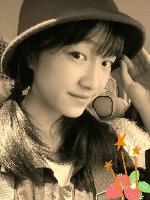 我们的少年时代新来的转学生唐缇是什么人物又是为何转学来月亮岛的呢