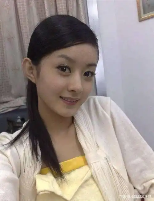 赵丽颖产后复出与之前大有不同,你能发现吗?