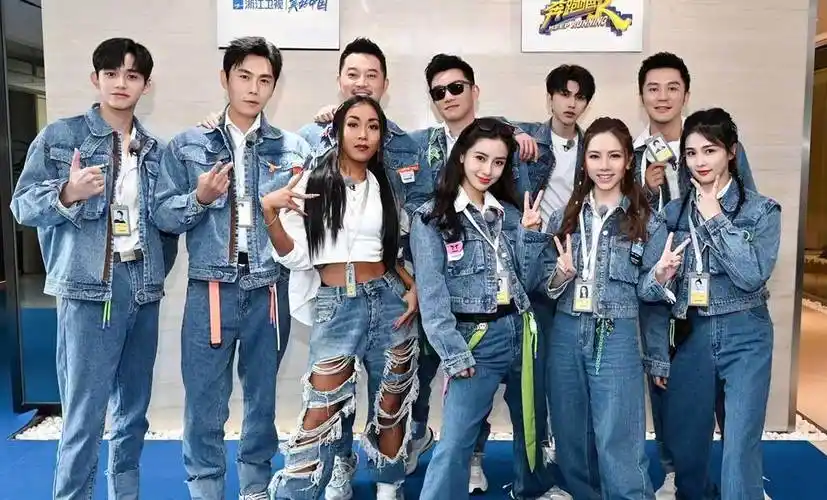 baby,李晨真面目被迫镜头前现形_黄晓明_网友_蔡徐坤