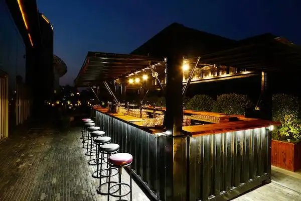 集装箱露天吧台