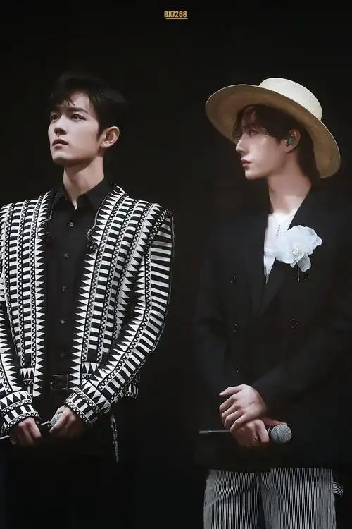 博君一肖肖战王一博南京演唱会不要哭 - 堆糖,美图壁纸兴趣社区