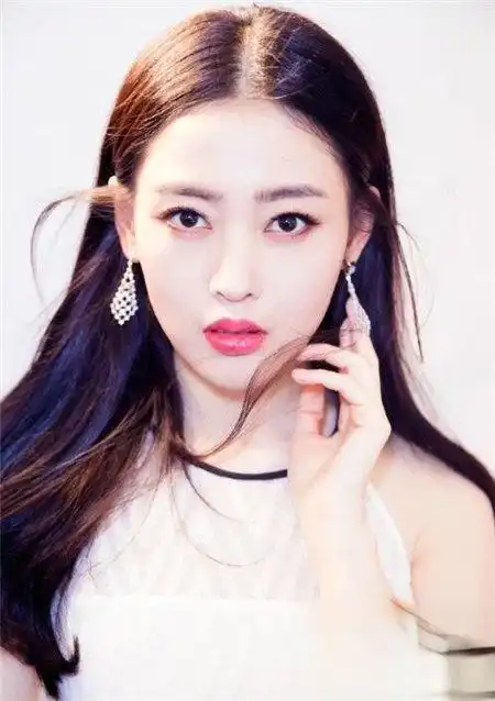 中长发发型最好看的女明星谁是你心目中的小仙女