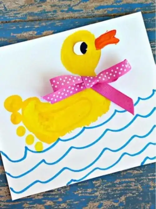 幼儿园手印画和足迹画,孩子们好喜欢!