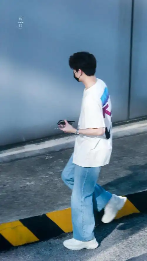 惊!杨洋居然长这样!