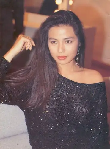 祖籍广东省博罗县石湾镇西埔村,中国香港电影女演员