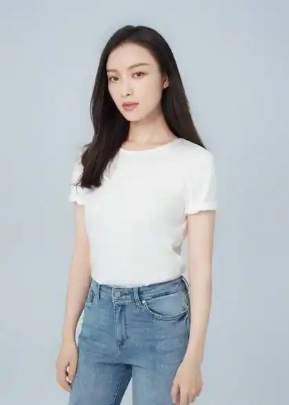 原创33岁的气质女神倪妮,不光有高颜值还有好演技,出道即巅峰