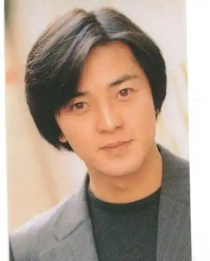 巅峰时期的谢霆锋和巅峰时期的郑伊健谁更帅?