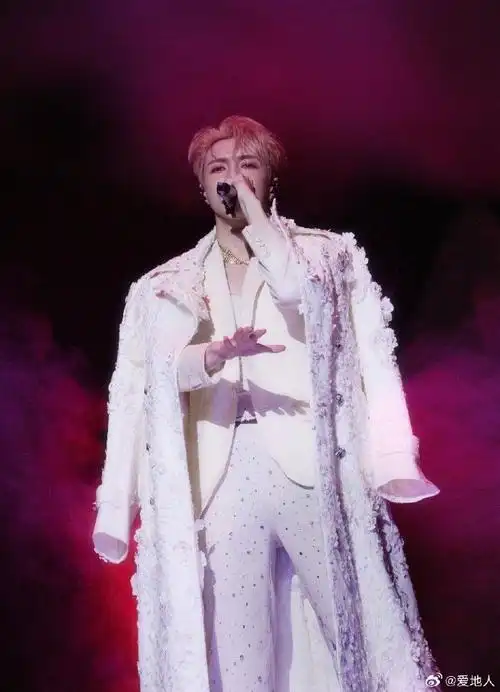 2023年最具爆发力战歌##乐评人评张艺兴新歌breathe##张艺兴breathe