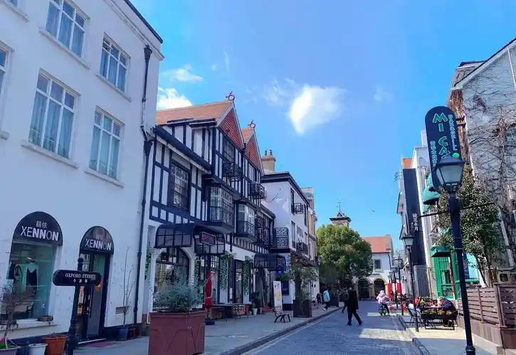 上海泰晤士小镇英伦气息十足~小时代取景地随走满眼皆风景~_头条_阳光