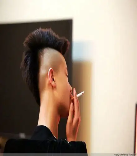 小帅梁傲 反串演员