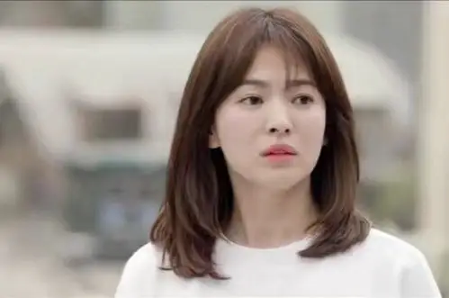 mark乔妹太阳后裔发型 #太阳的后裔##韩剧女主发型