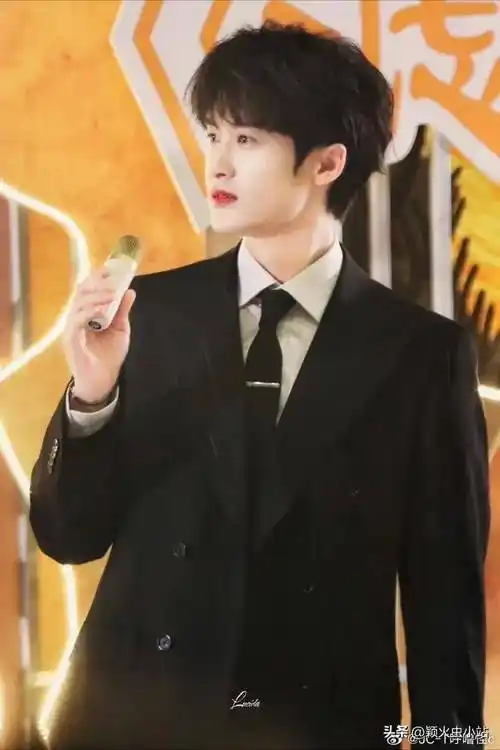 原创325娱乐瓜肖战王一博李现龚俊檀健次唐嫣谭松韵许凯李沁刘学义