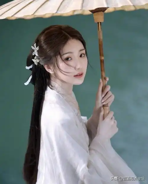 毛晓彤|古风清冷造型,温文莞尔,倾国倾城_古代_带着_总能