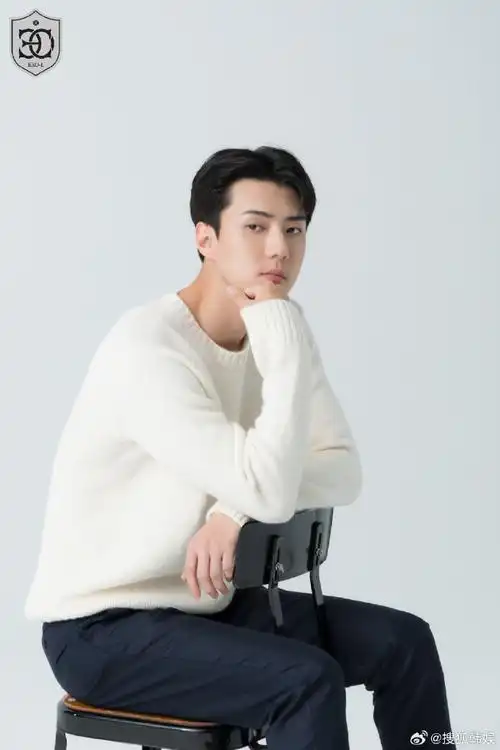 官咖更新吴世勋未公开照91 是为了纪念世勋生日而准备的未公开照片!