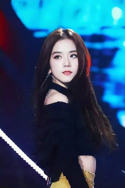 金智秀有哪些出圈的神图? - 知乎