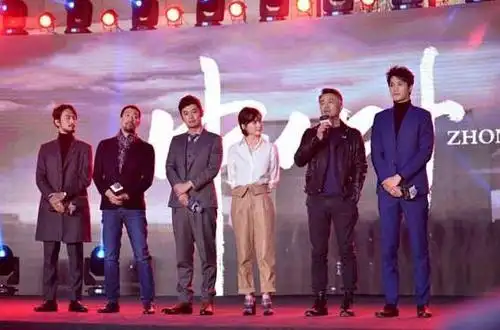 彭冠英海牧饰演隐忍皇子学习复杂皇家礼节