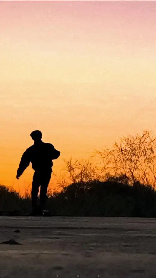 夕阳无限好@tfboys-易烊千玺#千玺唱出你的理想生活