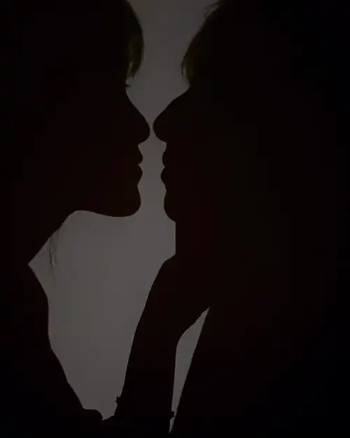 集美们快来get情侣影子拍照方法