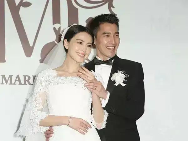 明星婚戒大盘点12星座各不同