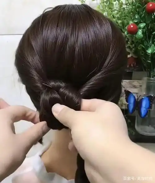 40岁盘发简单易学五种,端庄优雅,步骤简单易上手