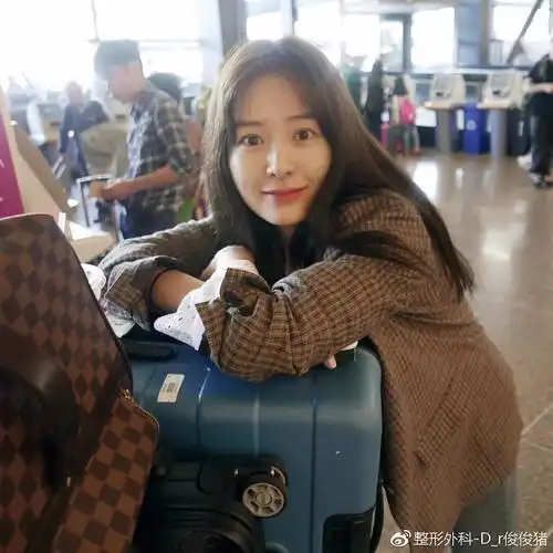 35岁少女脸原来韩国女星都开始走加法路线了