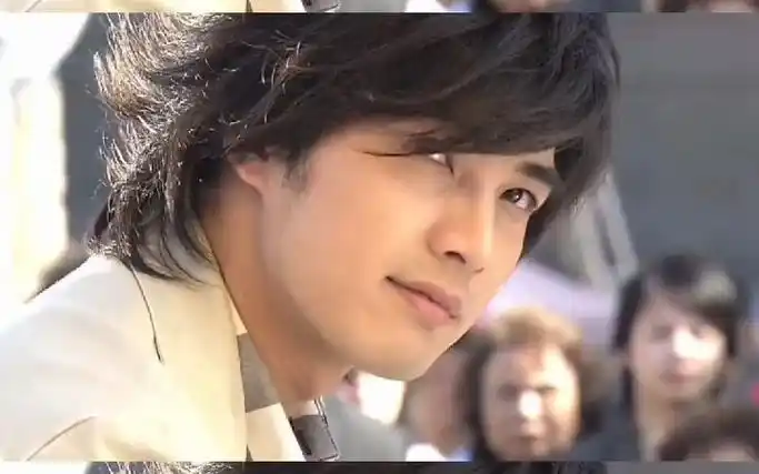 贺军翔年轻是时候好帅呀,现在颜值依旧抗打#贺军翔#热门