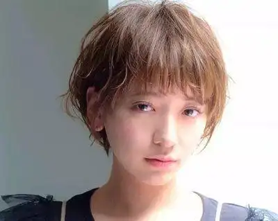 女生日系小清爽短发造型设计,短发图片,发型图片