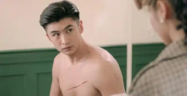 图片来源:微博@民国奇探5,张云龙之前还有粉丝晒出许凯的手臂局部照