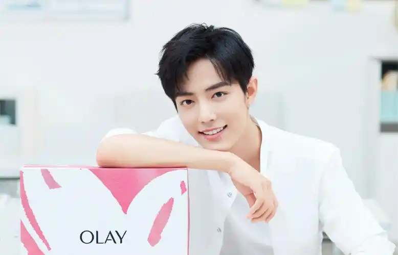 帅气肖战时尚壁纸_最红偶像演员肖战