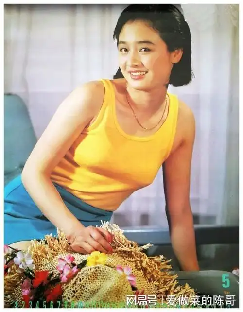 伍宇娟:离婚后至今单身,她一肩挑起两代人的重担